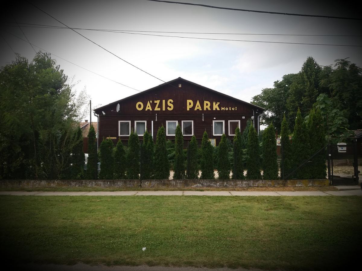 Ráckeve Oazis Park Motel מראה חיצוני תמונה